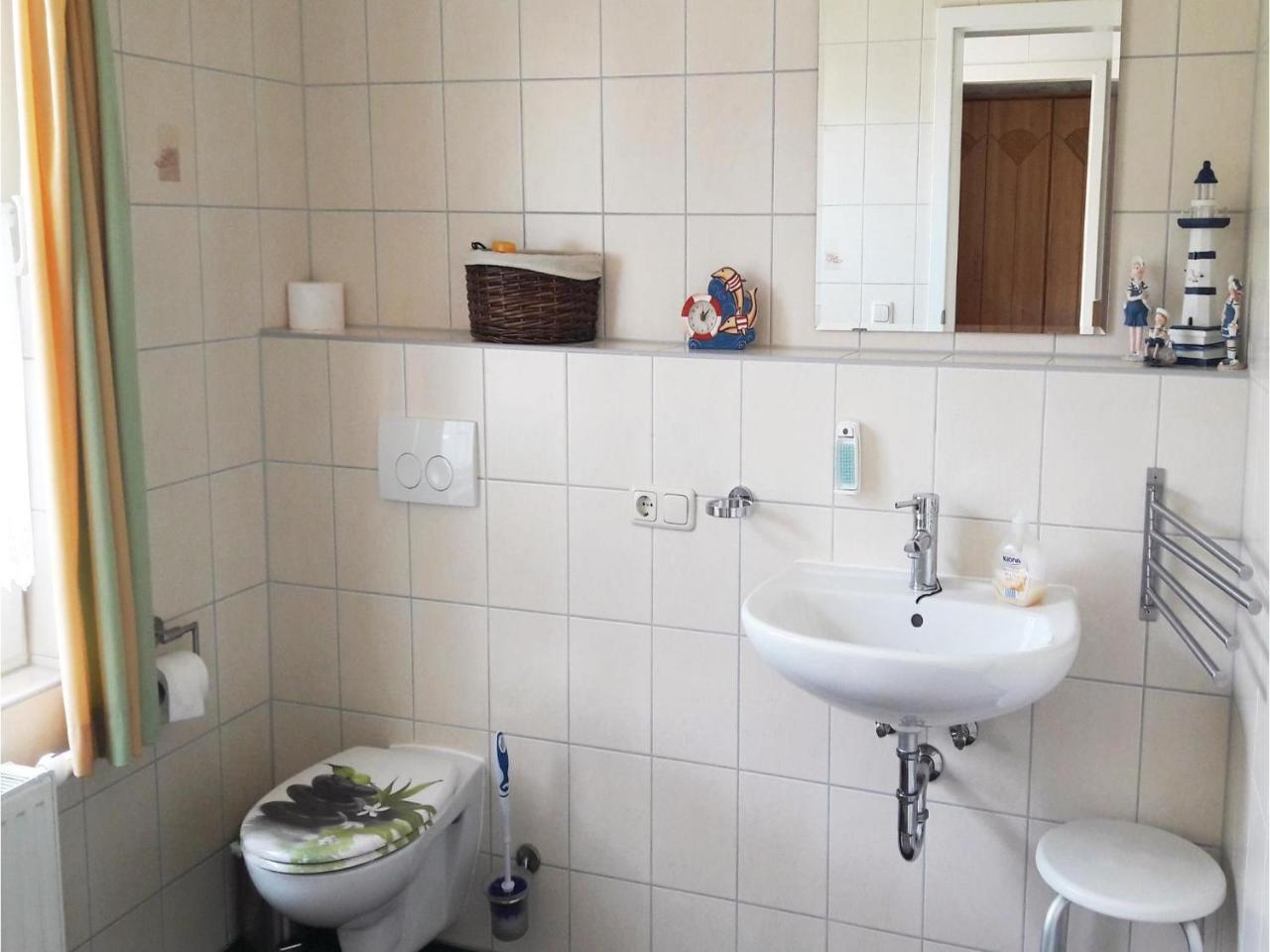 Awesome Home In Alt Schwerin With Wifi Buitenkant foto
