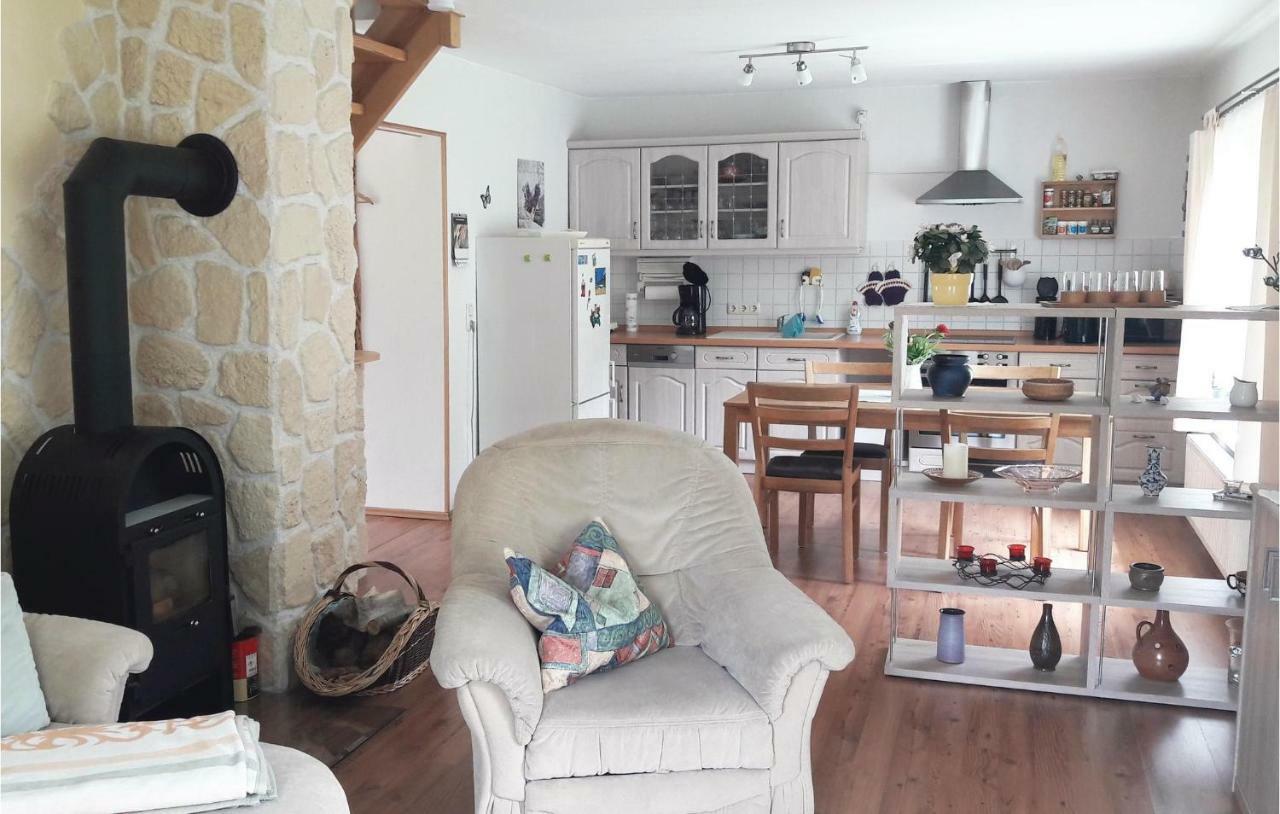 Awesome Home In Alt Schwerin With Wifi Buitenkant foto