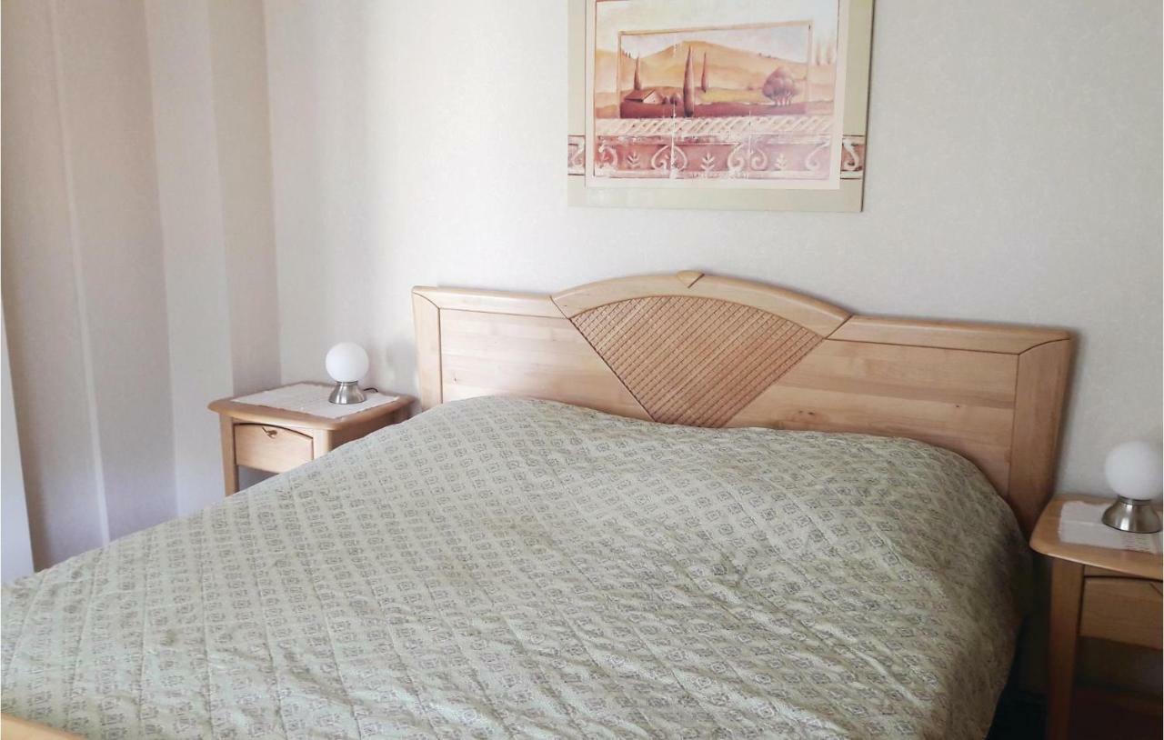 Awesome Home In Alt Schwerin With Wifi Buitenkant foto